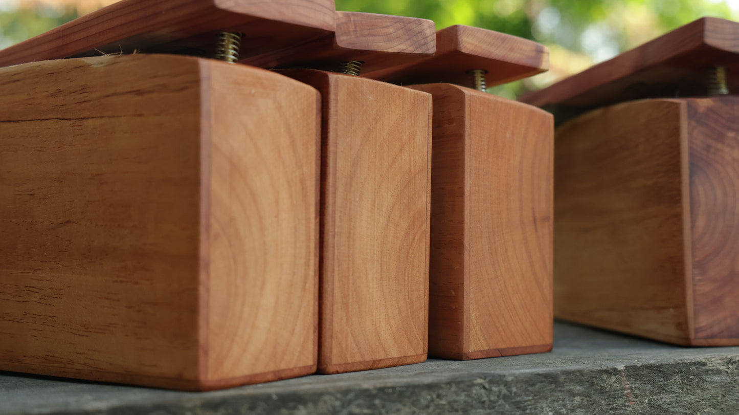 Cedar Goose Box
